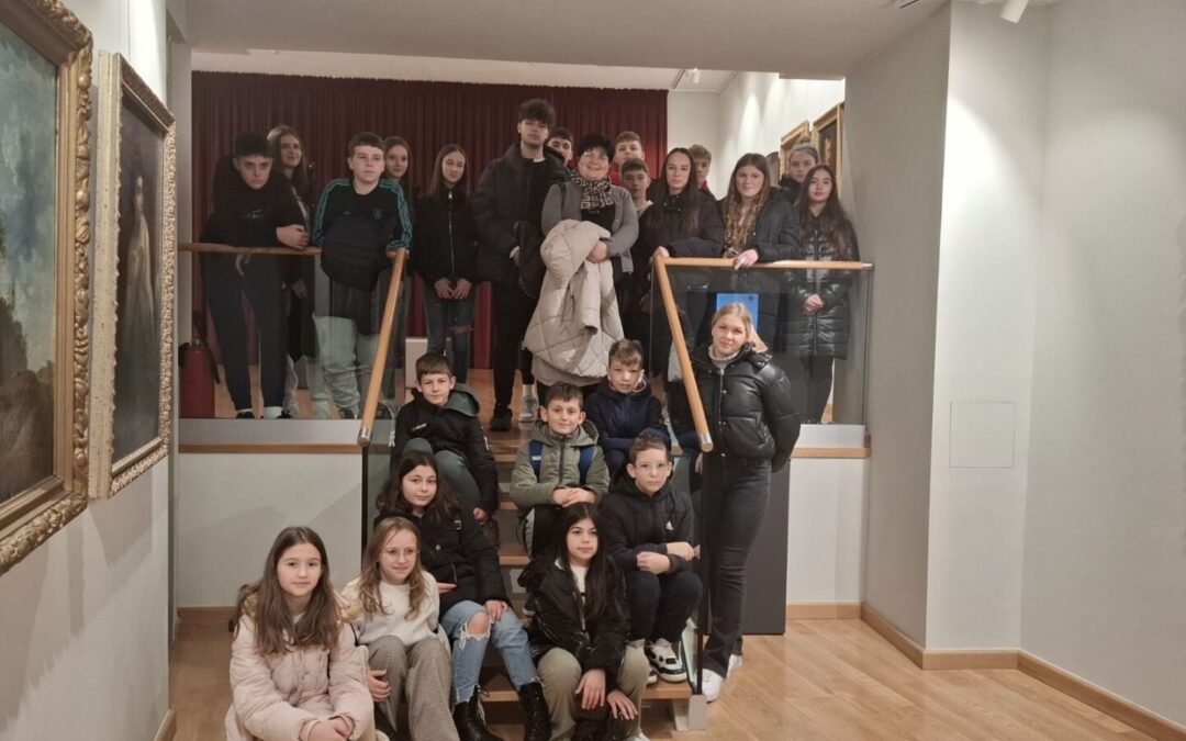 Terenska nastava u Slavonski Brod i Požegu: učenici upoznali bogatu kulturno-povijesnu baštinu